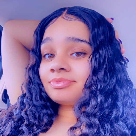 Custom glueless wig - Picture 10 of 15